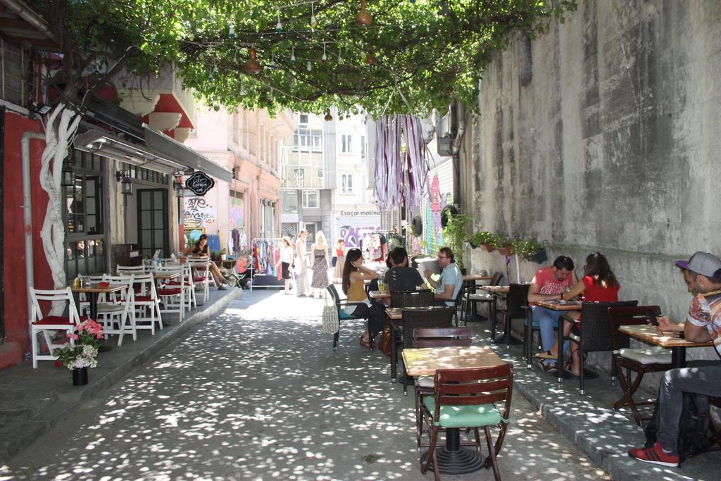 Karinca Guest House Istanbul Eksteriør bilde